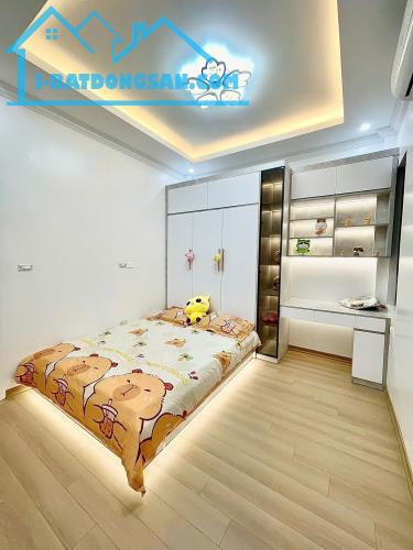 BÁN NHÀ PHÂN LÔ PHỐ THÁI HÀ, ĐỐNG ĐA, 45M2, 5T, THANG MÁY, Ô TÔ VÀO NHÀ, 2 THOÁNG TRƯỚC - 2