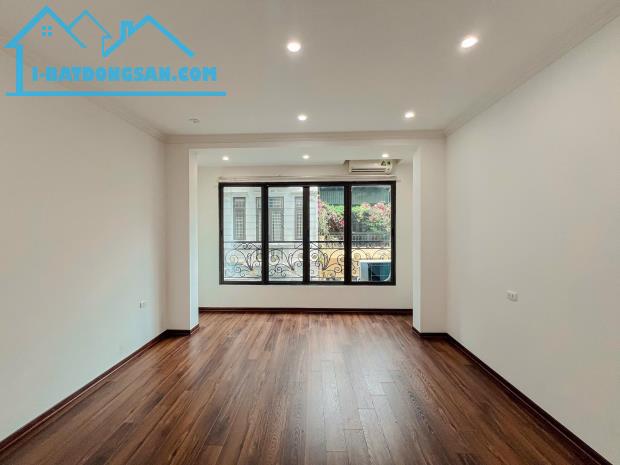 BÁN NHÀ PHÂN LÔ HOÀNG VĂN THÁI, gara oto, thang máy, mt 4.7m, dt 55m2, 20.2 tỷ - 2