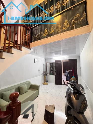Bán Nhà Lò Đúc 24M x 4T Giá 4,18 Tỷ. Lô góc, 2 thoáng, 20m ra phố - 1