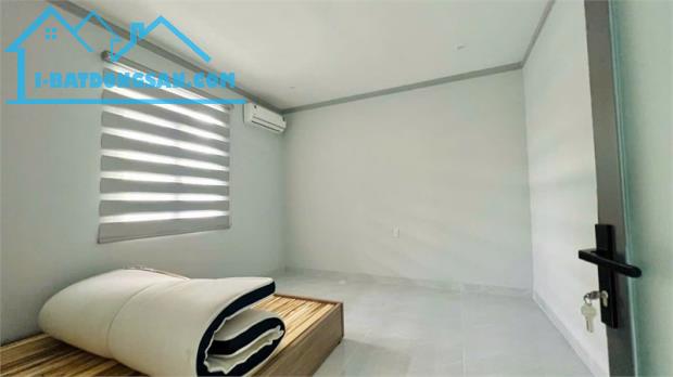 NP130 bán nhà đẹp dân cư đông đúc , vị trí giao thông thuận lợi, xóm an ninh - 3