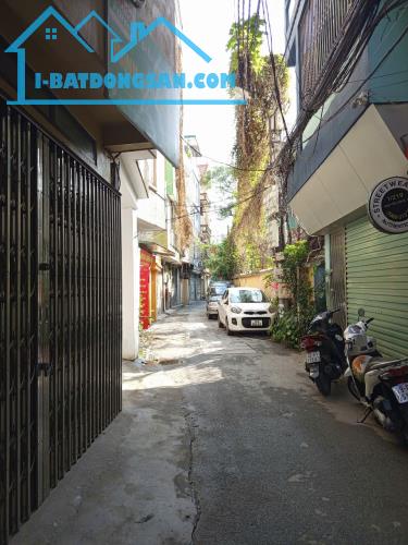 Nhà rộng, thoáng, 75m, lô góc hai mặt ngõ (5-15) tại hoàng Quốc Việt, ô tô đậu cửa, 12,5tỷ