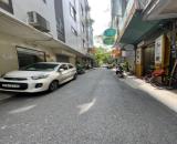 Bán nhà phố Nguyên Hồng, Đống Đa 48m, 4 tầng. Giá: 23.9 tỷ. LH: 0937158386