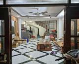 BÁN NHÀ AN DƯƠNG VƯƠNG – TÂY HỒ – 30M² – 5 TẦNG – GIÁ NHỈNH 6 TỶ – NHÀ ĐẸP Ở NGAY