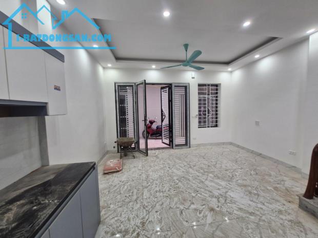 BIÊN GIANG – HÀ ĐÔNG | 32M2 – NGÕ THÔNG – NHÀ ĐẸP GIÁ CHỈ DƯỚI 4 TỶ! - 2