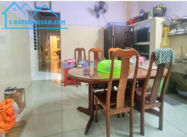 Nhà Hẻm 2  Ô Tô, Đường Số 8 Linh Xuân Thủ Đức, 196m2(rộng 10m x  dài 18m),  Nhỉnh 8 Tỷ(TL)