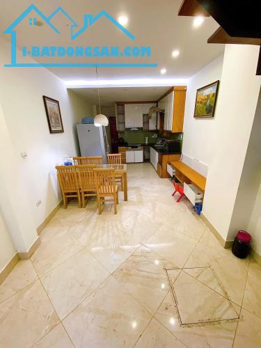 Bán Nhà Phố Vương Thừa Vũ- Ô Tô Chạy Vòng Quanh- View Cây Xanh Yên Tĩnh- 15.4 Tỷ - 3