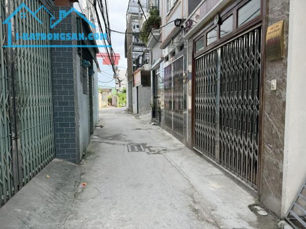 Đầu Tư An Toàn - DT: 44,7m2 nhà cấp 4 ngõ 197/80 Phúc Lợi. Ngõ thông, nở hậu, gần chợ - 1