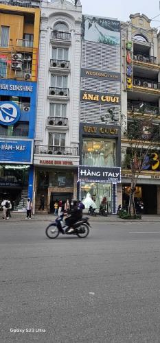 BÁN NHÀ MẶT PHỐ XÃ ĐÀN , ĐỐNG ĐA, KINH DOANH, 2 MẶT PHỐ, DT 120M* 7 TẦNG* MT 5M*  GIÁ 78 T - 1