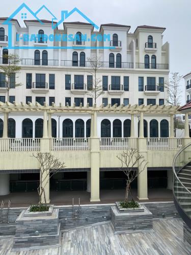 CHO THUÊ SHOPHOUSE 5 TẦNG SUNSHINE GOLDEN RIVER TÂY HỒ. GIÁ 35 TRIỆU - 2