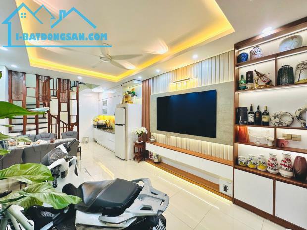 Bán nhà Đẹp Ô Tô, 5T, MT 3,8m, 7,3 tỷ, Lh: 0984417892.