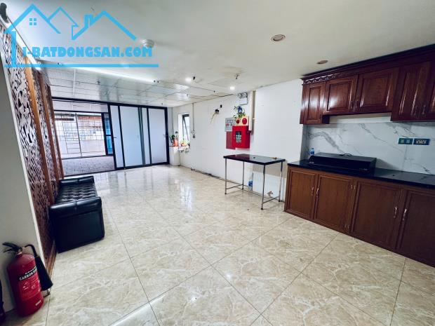 Cho thuê Toà nhà Phố Dương Văn Bé 130m2 x 8 tầng, có PCCC, Ngân hàng, Công ty - 1