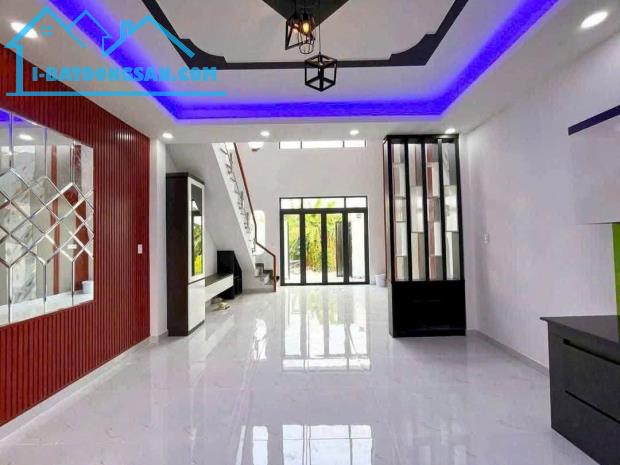 BÁN NHÀ MỚI XÂY 1 TRÊT 1 LỬNG ,SHR NHÀ ĐÃ HOÀN CÔNG ,125M2 GIÁ 1TỶ950 TRIỆU - 3