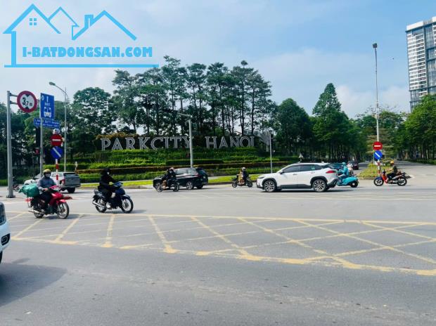 Lê Trọng Tấn La khê 50/60m lô góc Kinh doanh VP, Spa, đối diện Park city. Giá hơn 14 tỷ