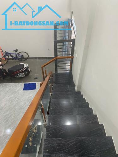 Bán nhà mới đẹp, 1T1L P. Hố Nai, gần chợ sặt, chỉ 1tỷ990 - 1