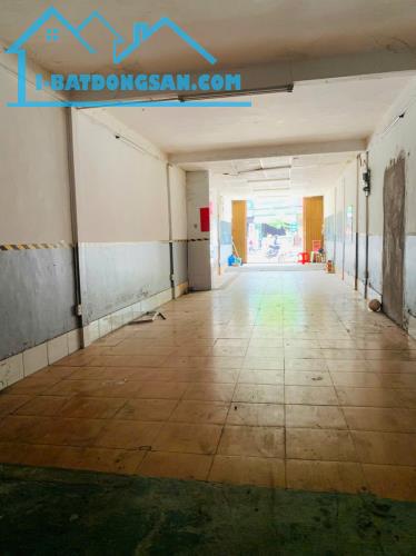 CHO THUÊ NHÀ  MẶT TIỀN ĐƯỜNG CÁCH MẠNG THÁNG 8, GẦN NGÂN HÀNG OCB