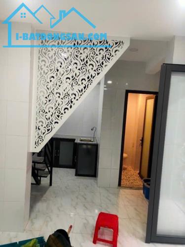 NHÀ 3 TẦNG TRẦN VĂN ĐANG QUẬN 3, HẺM 3.5M, AN NINH, NỞ HẬU, NHỈNH 3 TỶ