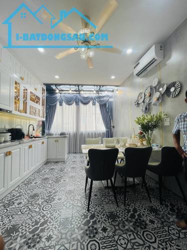BÁN NHÀ TT ĐỐNG ĐA, PHỐ LƯƠNG ĐÌNH CỦA, 35M2, 4T THANG MÁY, NGÕ THÔNG - GẦN PHỐ - FULL - 2