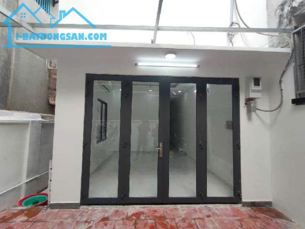 Nhà Đẹp 1 Trệt 1 Lầu – Khu An Ninh, Gần Chợ, SHR, Giá Cực Mềm! - 2