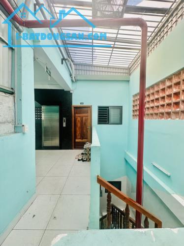 Gấp bán nhà Cách Mạng T8, Sài Gòn, dt 178m2, 8 tầng, 54 phòng, giá 30 tỷ. - 4