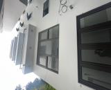 Nhà riêng 5 tầng, 3PN + 4WC/PT, thiết kế hiện đại, nội thất cơ bản, hướng Tây Nam.
