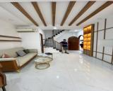 Nhà mới, hẻm vài bước ra xe hơi. 3tầng 3pn, 36M2 👉 6,9 tỷ. Đường Trần Quang Khải, Q1.