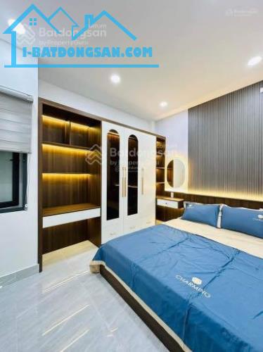 Bán nhà MT Gò Dầu, phường Tân Quý, quận Tân Phú 4x19m 4 tầng giá 11,8 tỷ thương lượng