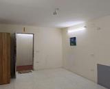 Cần bán căn hộ tầng 3 ở Doãn Kế Thiện, diện tích 42m2, gần các trường đại học