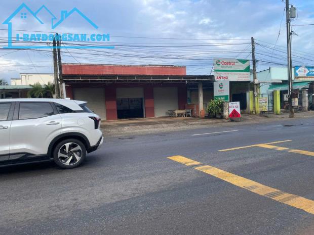 Chủ cần bán 2 căn nhà Quốc lộ 56 thuộc thị trấn Kim Long thuận tiện mua bán kinh doanh - 3