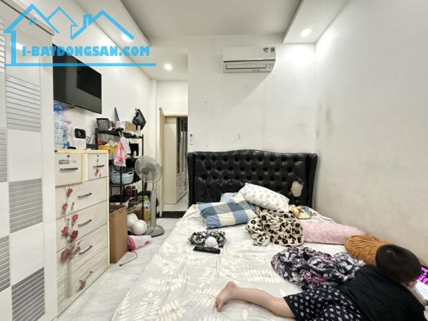 Bán Nhà Quận 3, Đường Lê Văn Sỹ,4 Tầng, 55m2, Bank đinh giá 8.5 tỷ bán giá chỉ 6 tỷ 900 TL - 4