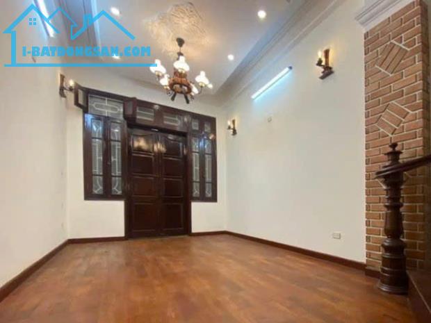 💥 đường nguyễn trãi 73 m2 x 5 tầng k/doanh ô tô đỗ cửa 11.5 tỷ quận thanh xuân