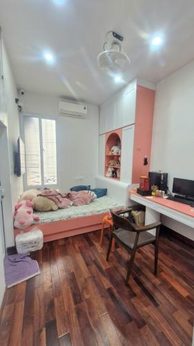 Bán Nhà Riêng Phố Lê Đại Hành, Lô góc, 10m  ra mặt phố - 5 Tầng 3 ngủ khép kín - Nhà đẹp - 4