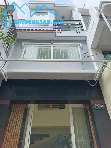 Bán nhà rẻ Q8 gần mặt tiền Tuy Lý Vương p13 , 3 tầng đúc không lộ giới 4 PN nhỉnh 4 tỷ