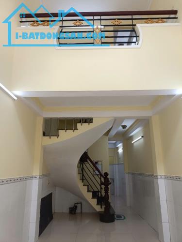 Bán nhà rẻ Q8 gần mặt tiền Tuy Lý Vương p13 , 3 tầng đúc không lộ giới 4 PN nhỉnh 4 tỷ - 1