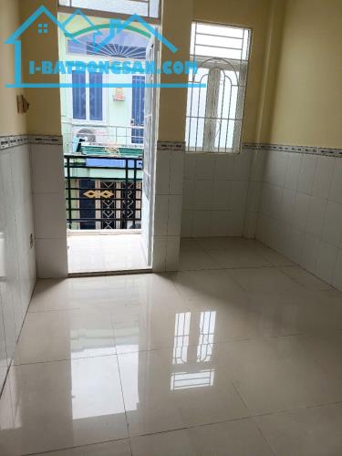 Bán nhà rẻ Q8 gần mặt tiền Tuy Lý Vương p13 , 3 tầng đúc không lộ giới 4 PN nhỉnh 4 tỷ - 4