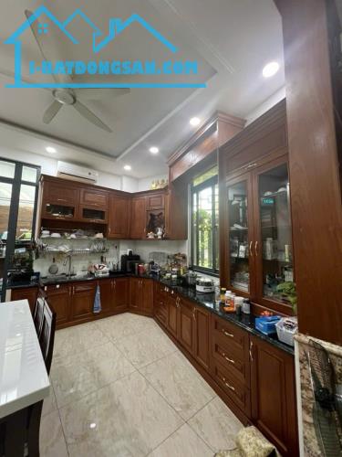 Bán nhà Lê Đức Thọ ngang 14m, 4 tầng, 140m2, Phường 15, Gò Vấp, giá 14,5 tỷ - 3