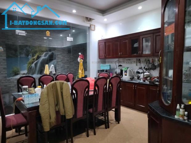 Cho thuê nhà nguyên căn ngõ Gốc Đề, 3 tầng x 40m2, 3 ngủ, 7.5 Triệu - 1