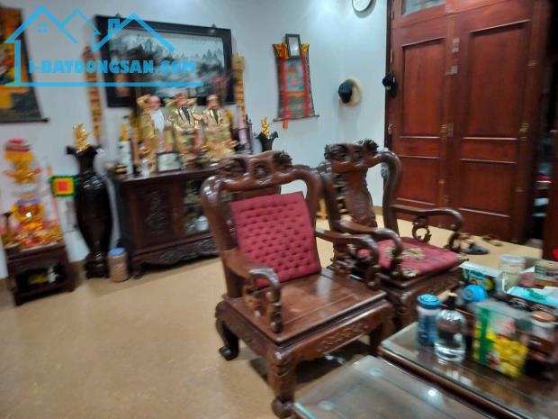 Cho thuê nhà nguyên căn ngõ Gốc Đề, 3 tầng x 40m2, 3 ngủ, 7.5 Triệu - 3
