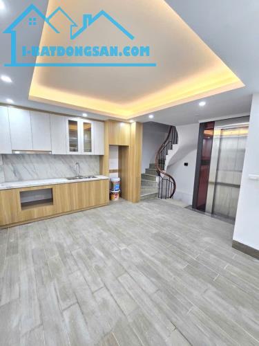 SIÊU PHẨM LÔ GÓC ĐỐNG ĐA - 2 THOÁNG - NHÀ MỚI ĐẬP HỘP - 6 TẦNG THANG MÁY - 4