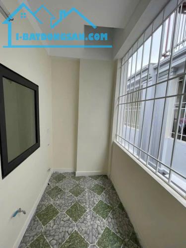 Chỉ 2,65 tỷ có ngay nhà 34m 5 tầng Phụng châu, khu dân cư đông đúc, giá rẻ nhất khu vực - 3