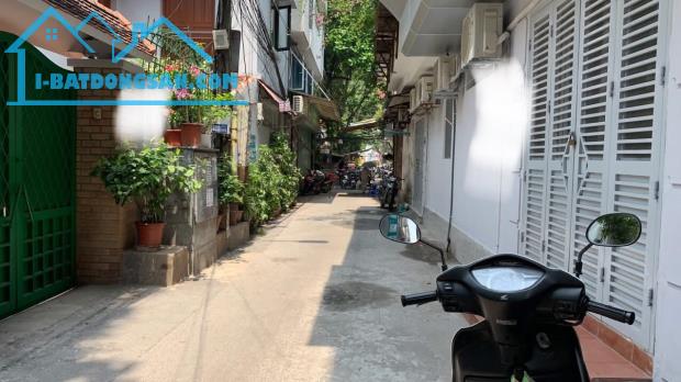 Cho thuê MBKD KD đỉnh Tập thể tầng 1 ngõ ô tô Phố Thành Công, 76m2, 1 tầng, 2 ngủ, 13