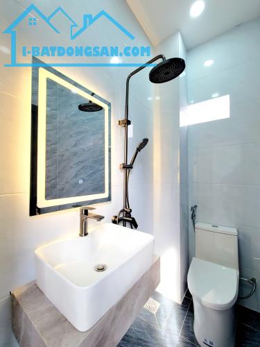 Bán Nhà P9 Gò Vấp 3 Tầng - Hẻm Xe Hơi - Chỉ Nhỉnh 6 Tỷ - 4
