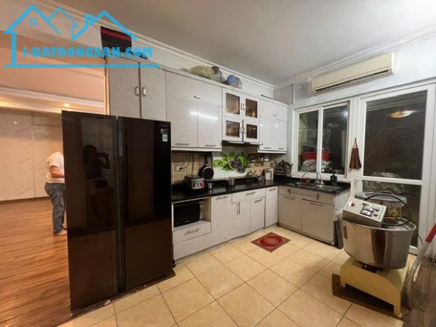 Bán chung cư A2 229 Phố Vọng, Hai Bà Trưng, 125m2, 3 ngủ, view đẹp  7,88 tỷ - 2