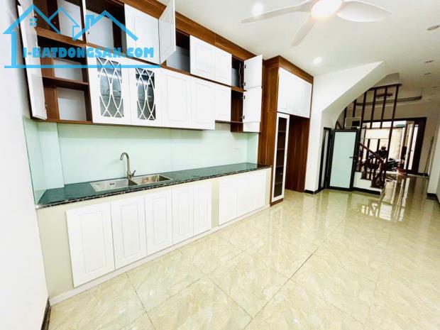 ⏱️GIÁP NHỊ - 42M - 5 TẦNG - MT 3.3M - CHỈ 8.X TỶ⏱️ - 2