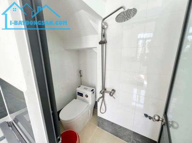 nhà đẹp gần eaon bình tân xe hơi ngủ trong nhà 3tầng 5phòng ngủ chủ gấp bán ace nhanh tay - 5