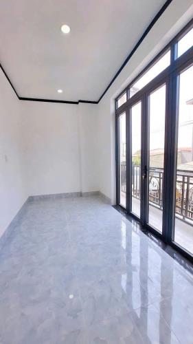 Nhà mặt tiền đường thông 3.75 tỷ/97 m2/1 lầu 1 trệt, sân ô tô - 5