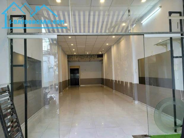 HIẾM-Bán nhà mặt tiền chợ Tân Hương 80m²-DÒNG TIỀN 15TRIỆU/THÁNG - 3