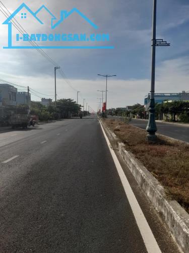 BÁN 745M2 ĐẤT SẴN SỔ MẶT TIỀN HÙNG VƯƠNG GẦN THÉP HÒA PHÁT - 1