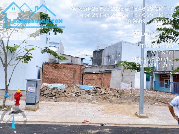 Chỉ còn 1 lô đối diện trường Tân Tiến,phường Tân Mai. 9x10m sổ thổ cư. Đường 7m.Giá 4tỷ850 - 2