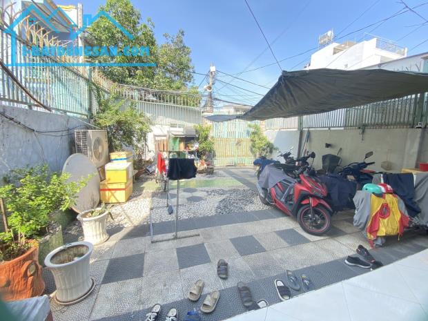 Chủ cần bán gấp, hạ một phát luôn 500 triệu. Giá mới 6.3 tỷ: LH:  E Ân 0938388595