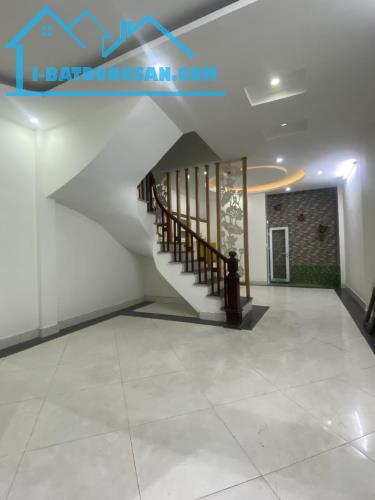 Bán Nhà Định Công Thượng - HM , DT48m , Giá Hơn 7 tỷ , oto đỗ cổng - 2